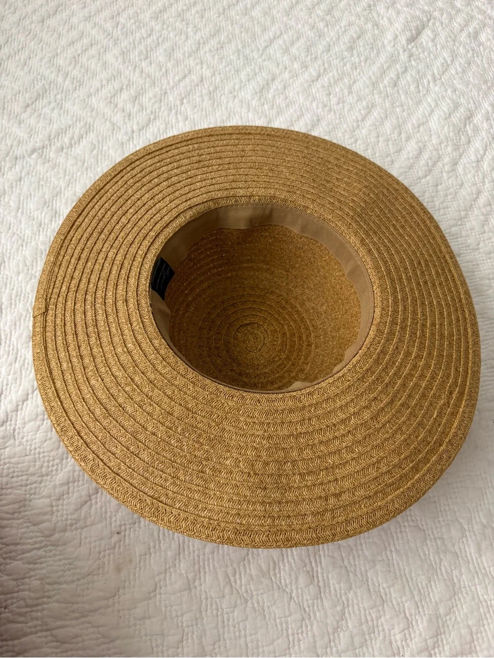 August Hat Co Wide Brim Straw Sun Hat. Tan w/BlackishGrey Band. Great shape.
